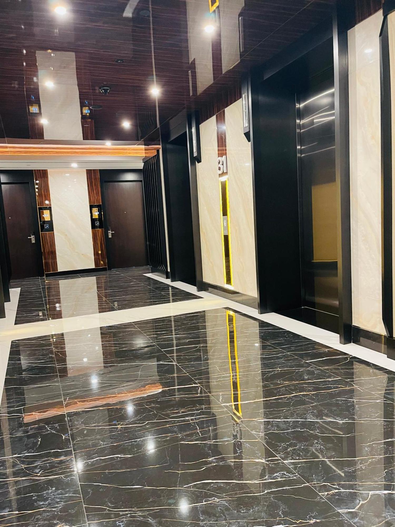 Appartamento Klcc Platinum 2 By Hibernate Kuala Lumpur Esterno foto